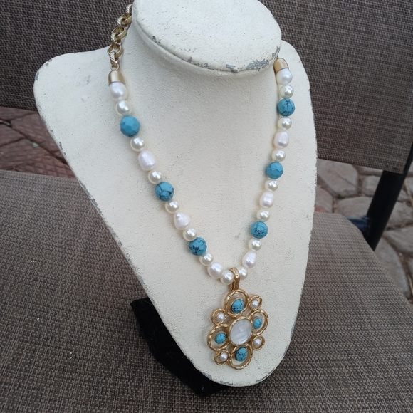 Fresh Pearl 💧 Faux ⚪ Turquoise 💙 Necklace Kiam Family